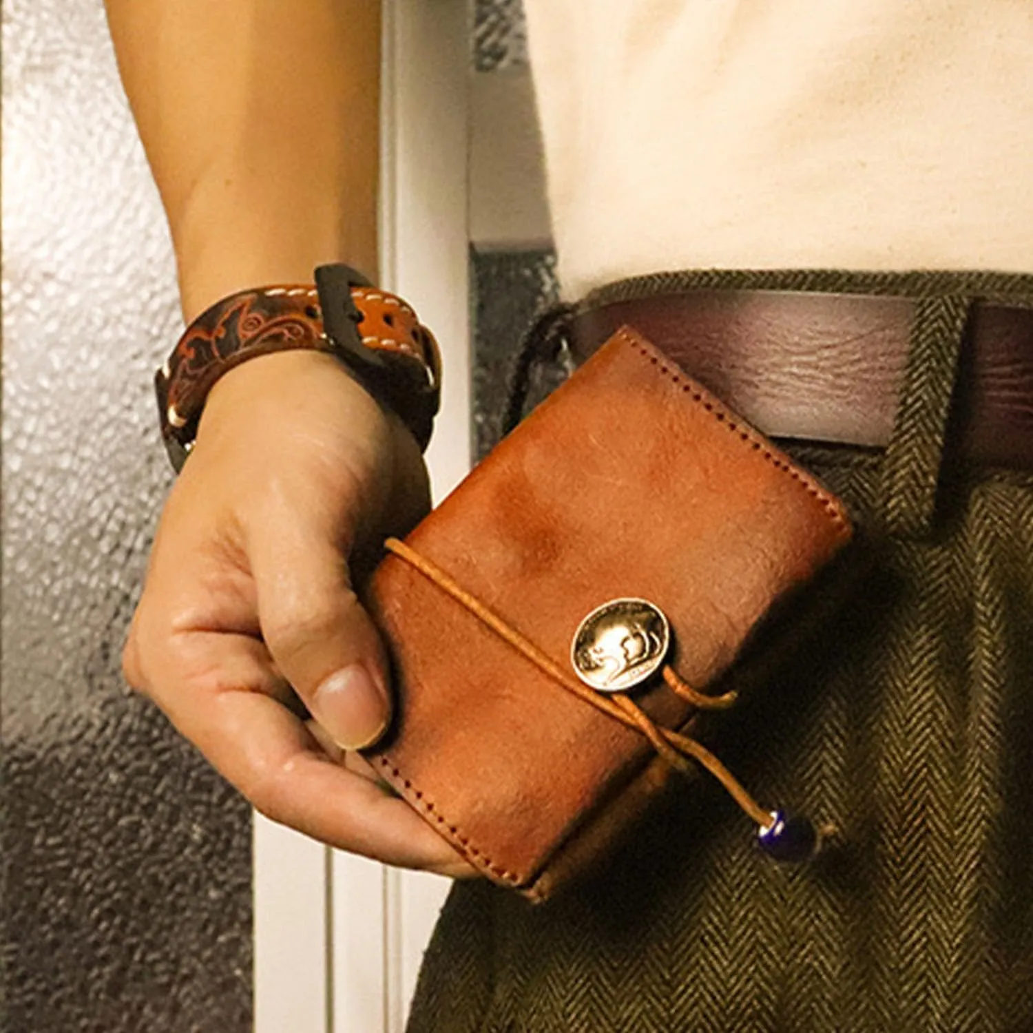 1PCS Leather Change Purse Drawstring Coin Purse Leather Coin Purse for Women Triple Compartment Leather Coin Purse (Brown)