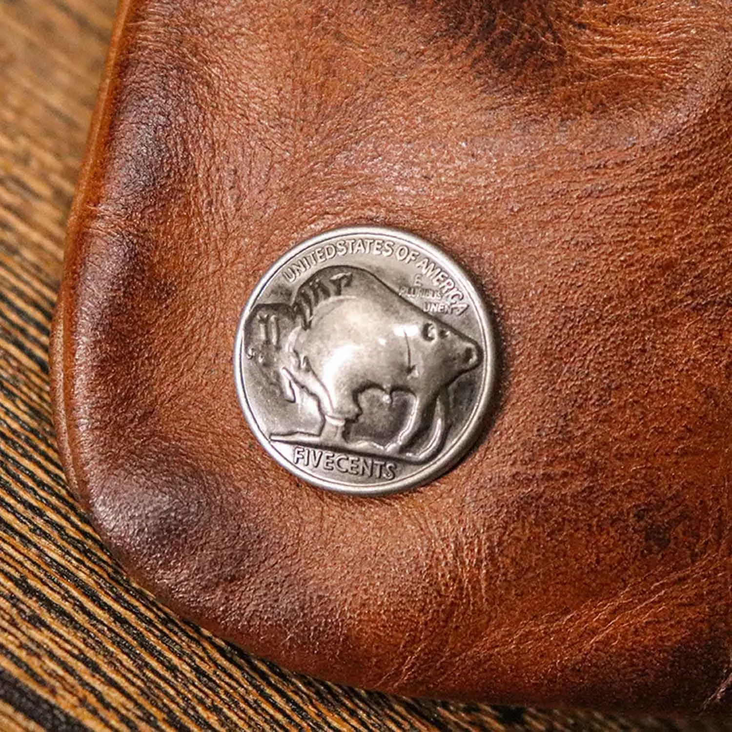 1Pcs Medieval Genuine Leather Drawstring Change Purse Key Ring Purse Coin Organizer Drawstring Gift Bag Jewelry Storage Bag Mini Multifunction Walle for Men & Women (Brown)