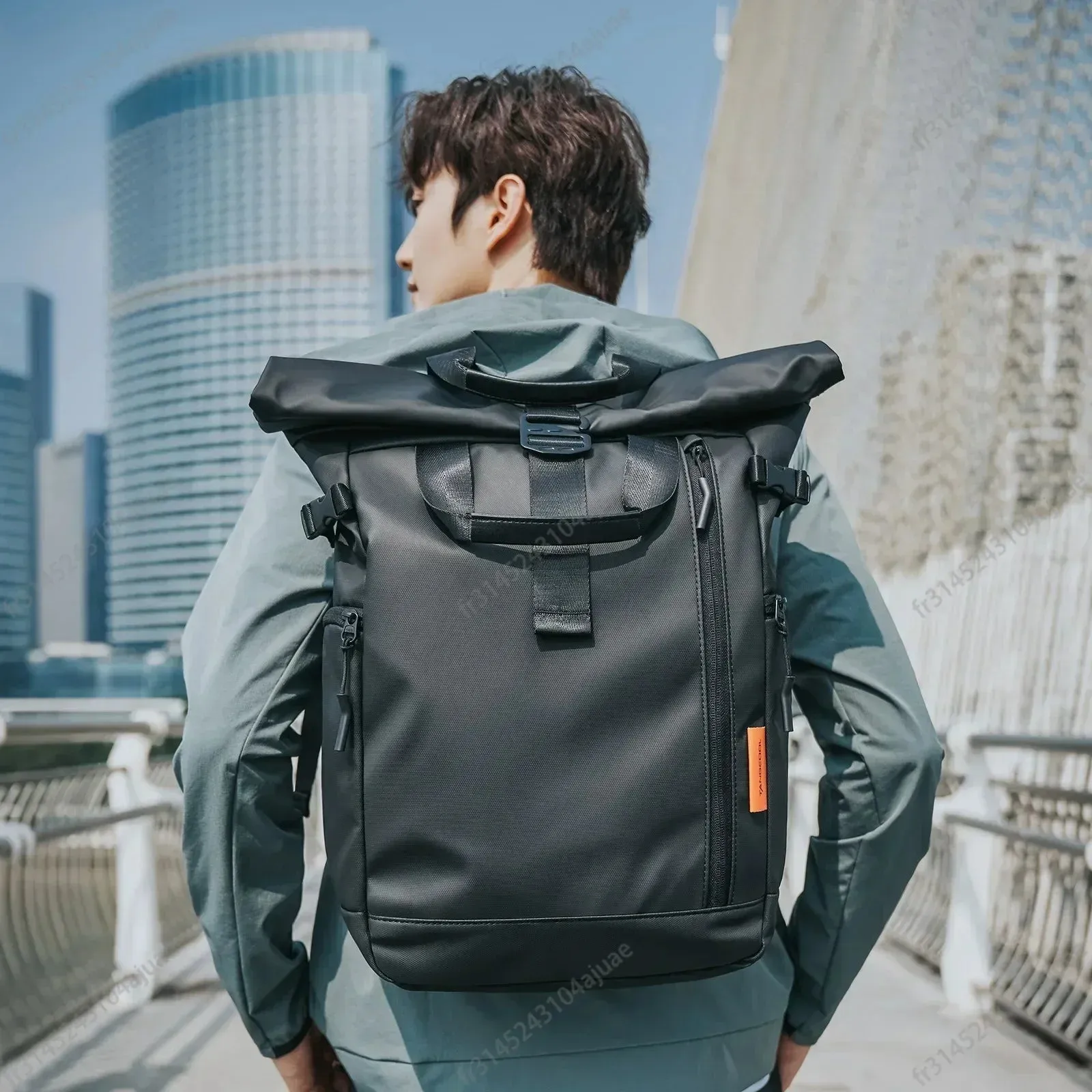 2025 New Men Large Capacity Casual Riding Laptop Backpack Multifunction