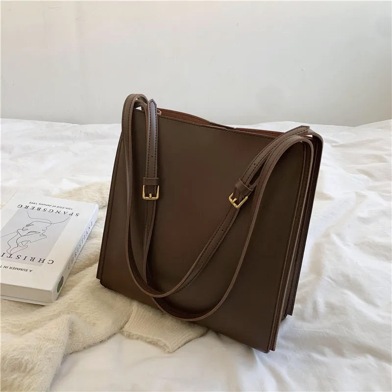 Alora Cuadrado Minimalist Crossbody Tote