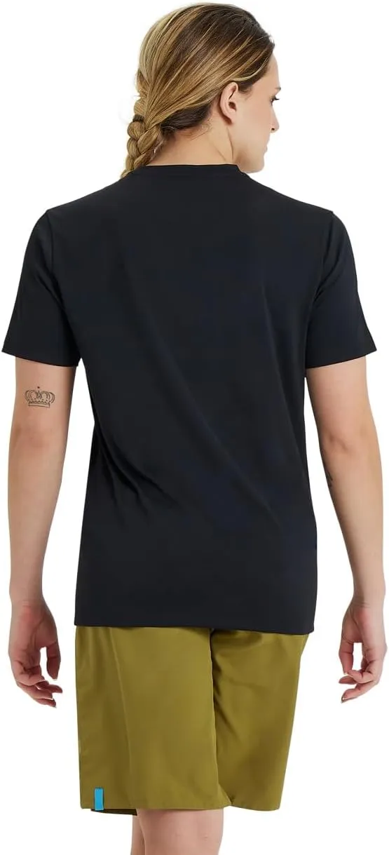 ARENA Team Unisex Solid T-Shirt Short Sleeve Crew Neck Regular Fit Workout Top Men's and Women's Quick Dry Active Tee