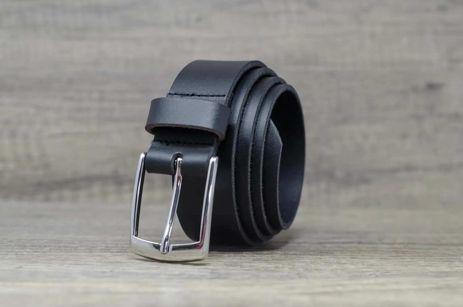 Ashford Ridge Made in England 34mm Full Grain Leather Belt with Classic Buckle