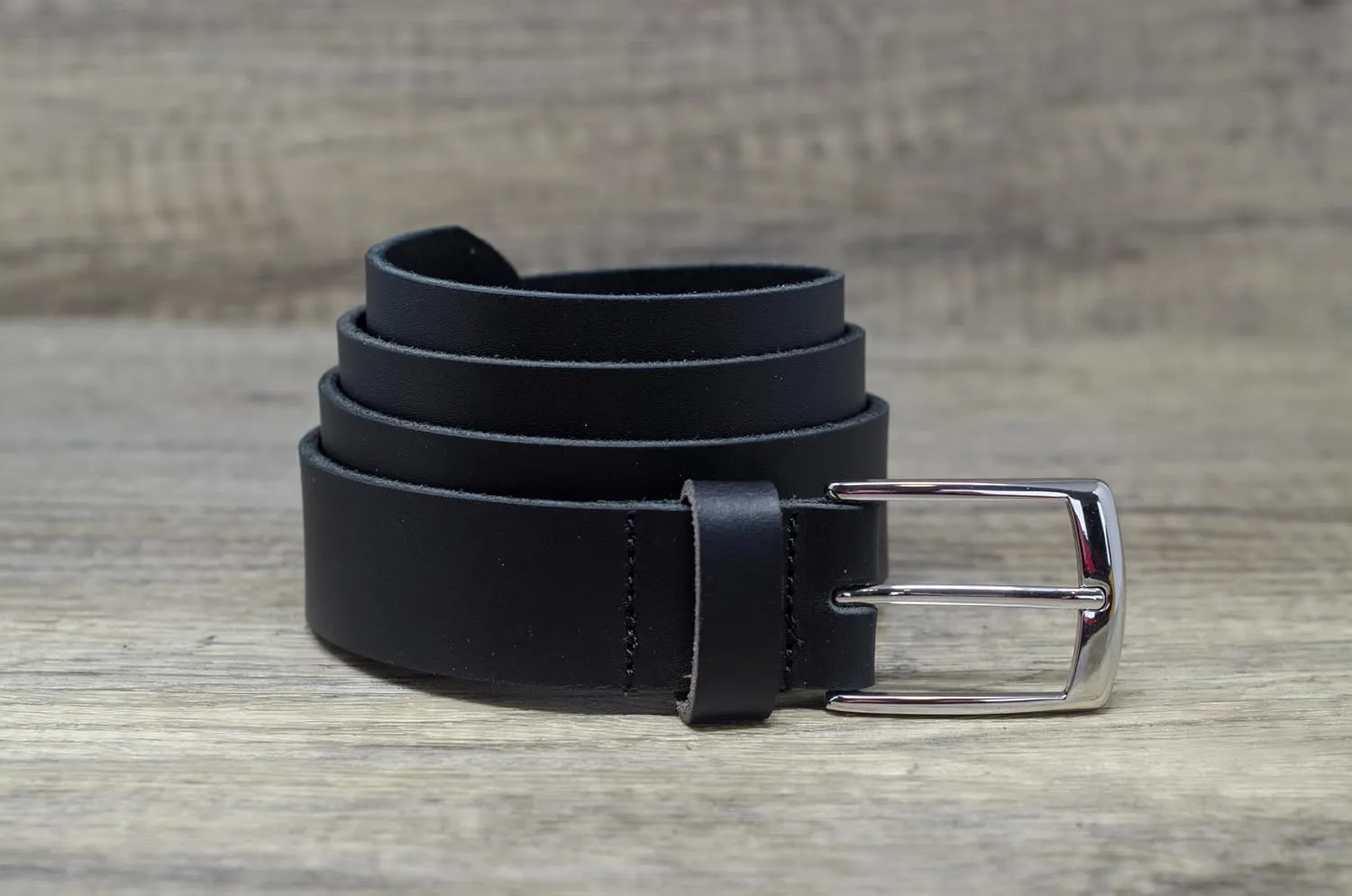 Ashford Ridge Made in England 34mm Full Grain Leather Belt with Classic Buckle