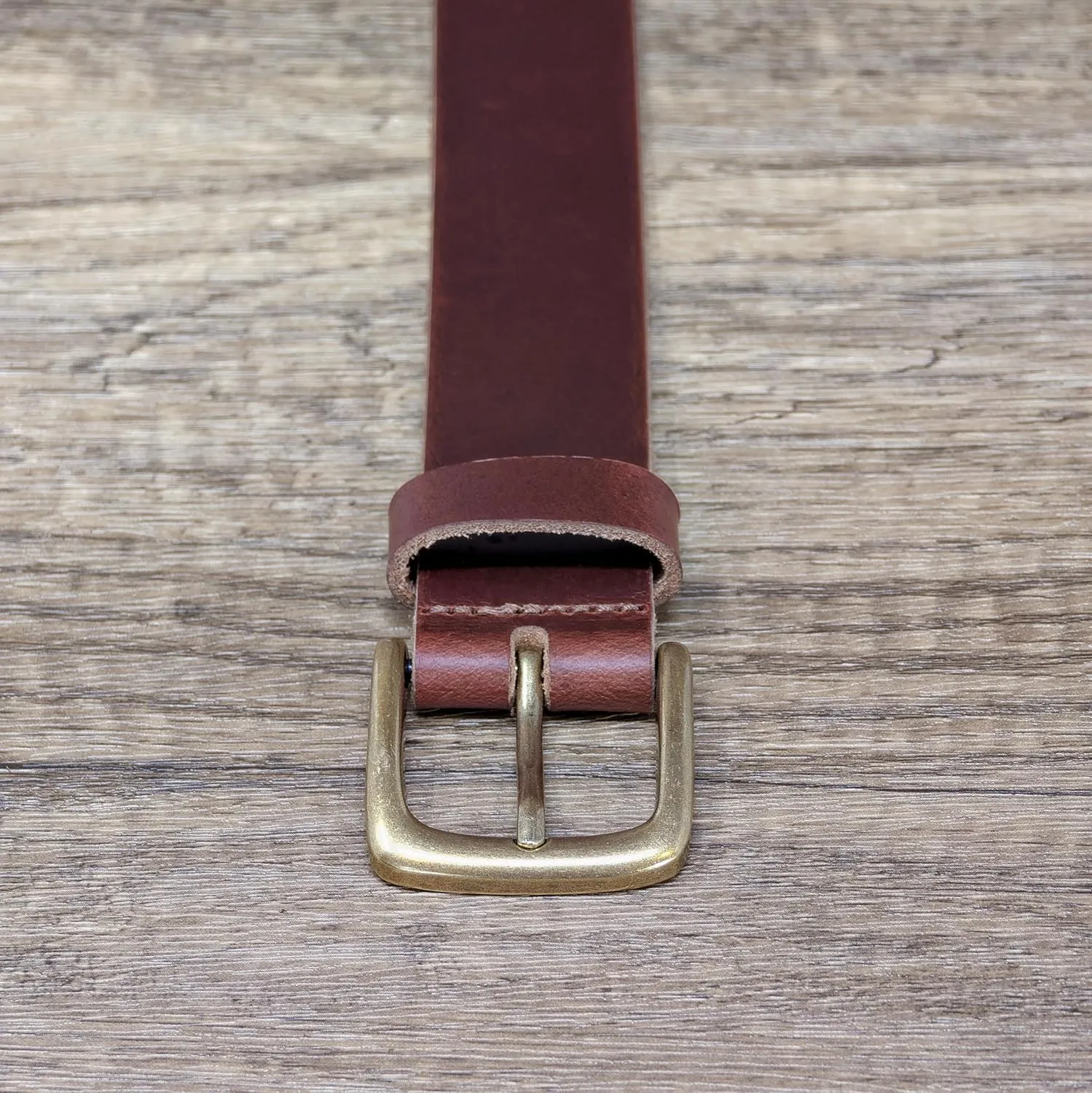Ashford Ridge Made in England 34mm Full Hide Leather Belt with Brass Colour Buckle