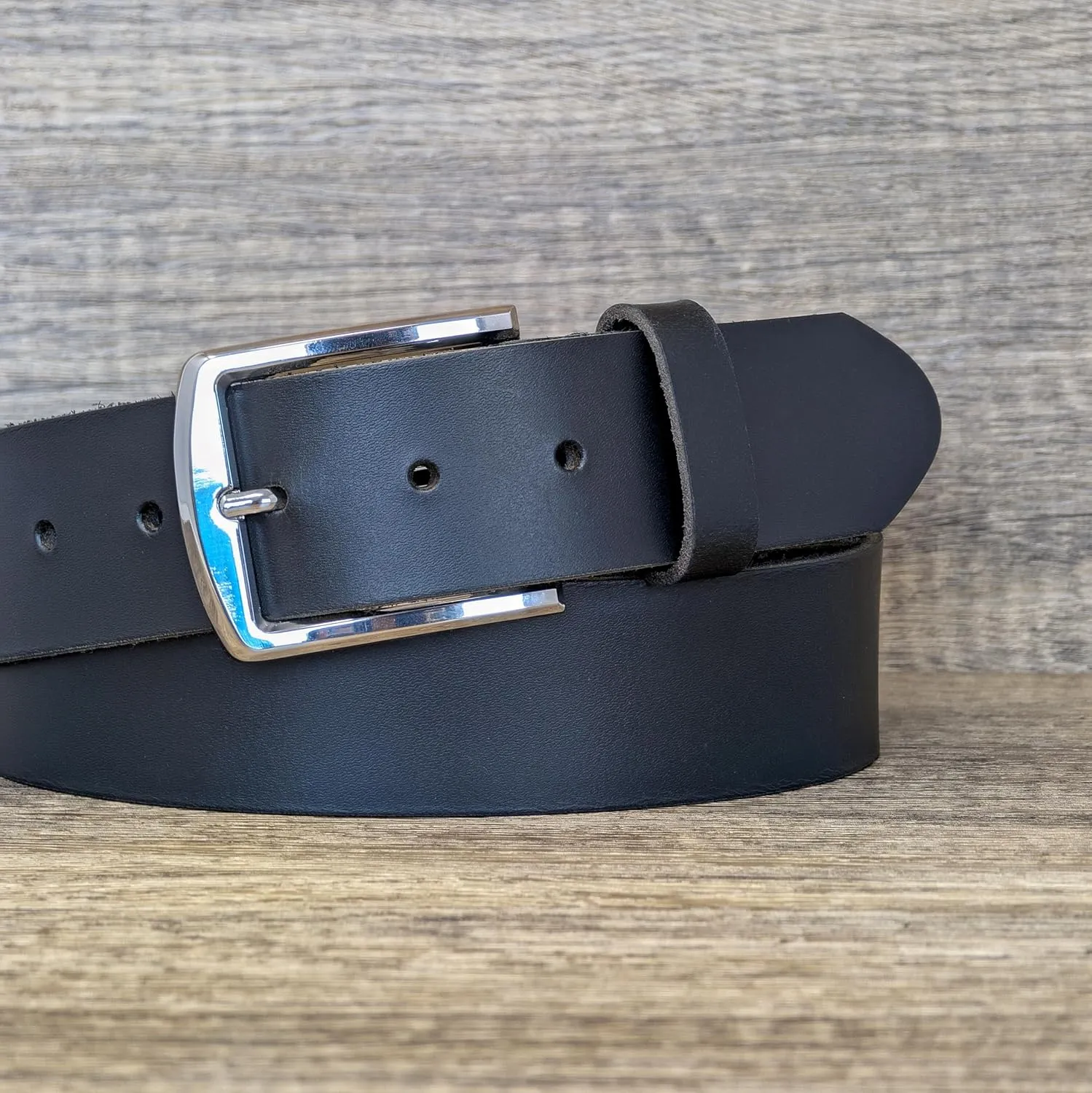 Ashford Ridge Made in England 40mm Full Grain Leather Belt with Classic Buckle