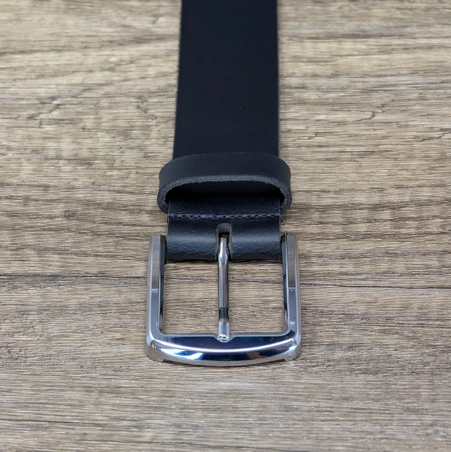 Ashford Ridge Made in England 40mm Full Grain Leather Belt with Classic Buckle