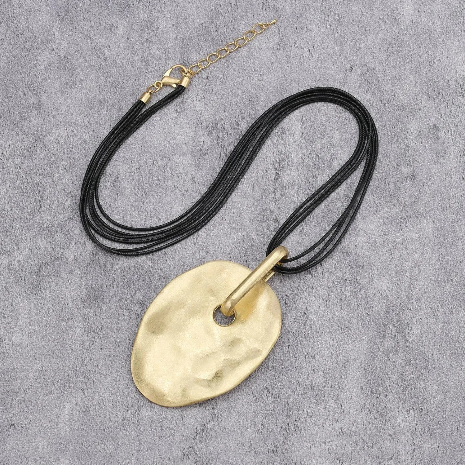 Boho Necklaces for Women Chunky Circle Necklace Layered Boho Circle Leather Choker Necklace Long Vintage Necklaces Bohemian Jewlery Gifts