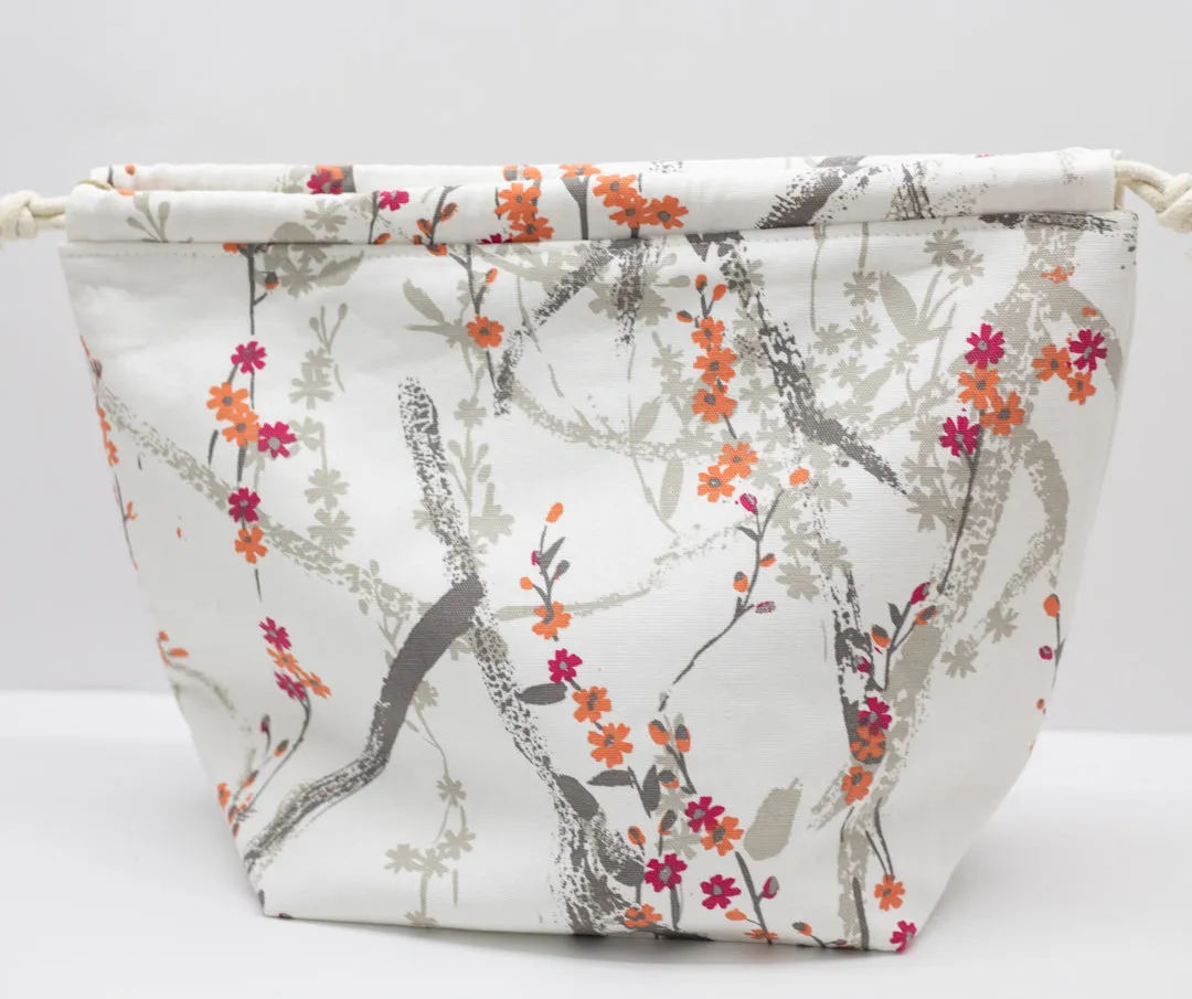 Brilliant Basics Drawstring - White Floral