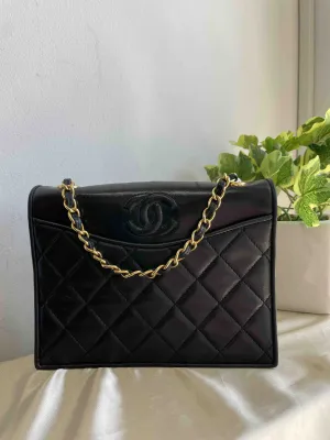 Chanel Vintage Chain Bag Black Leather Shoulder Bag