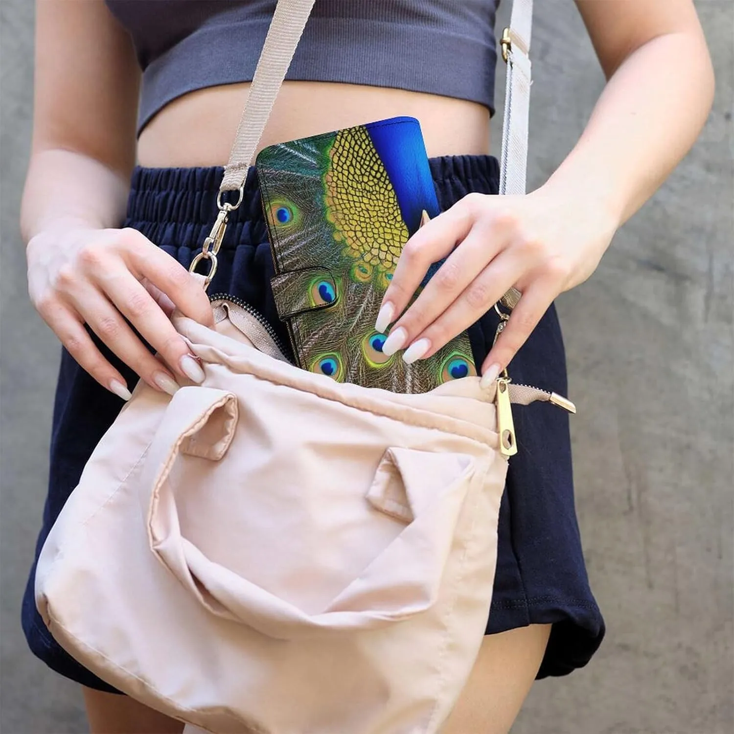 Compact Leather Wallet Organizer with 12 Card Pockets, Large Capacity Wallets, Peacock Feather Portable Multi-Functional Wallet for Daily Use