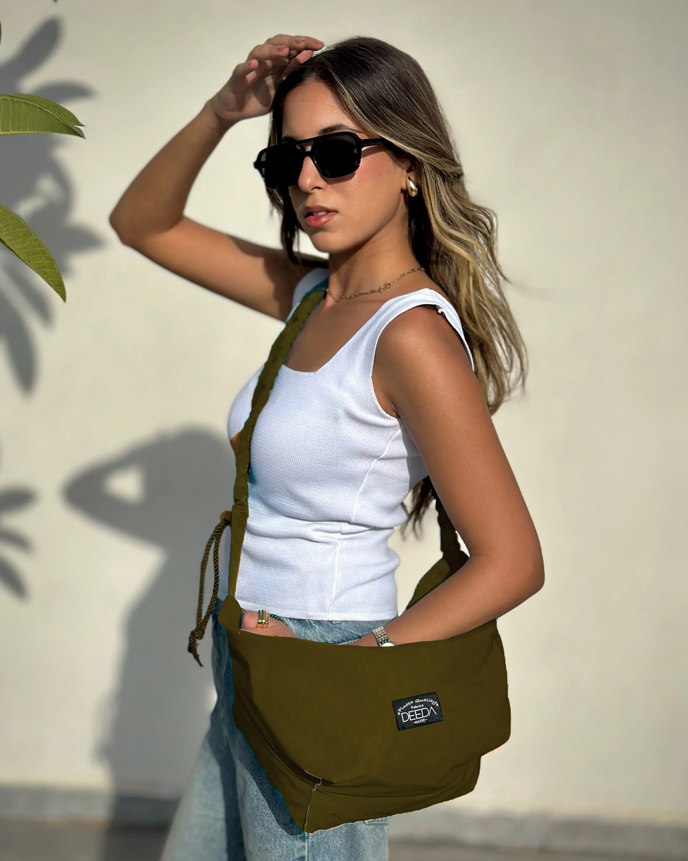 FRILLY HOBO BAG -  OLIVE