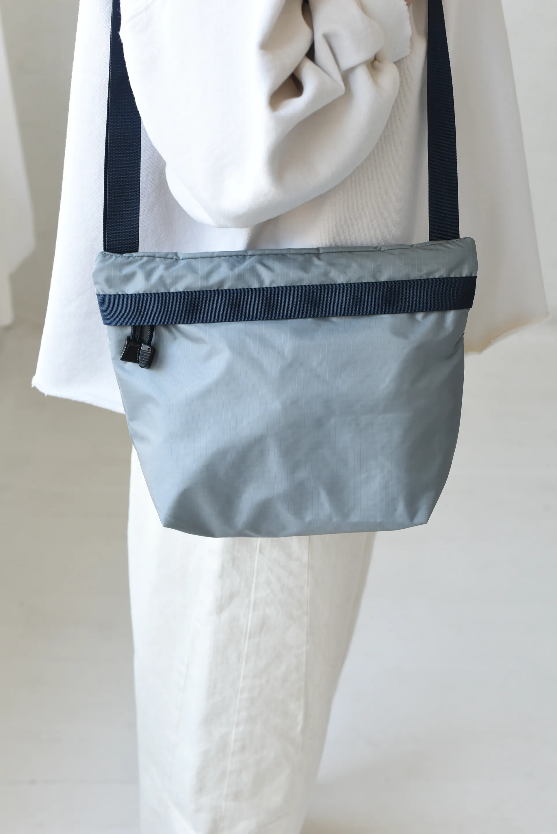 GREY/NAVY (RN-CR-07)