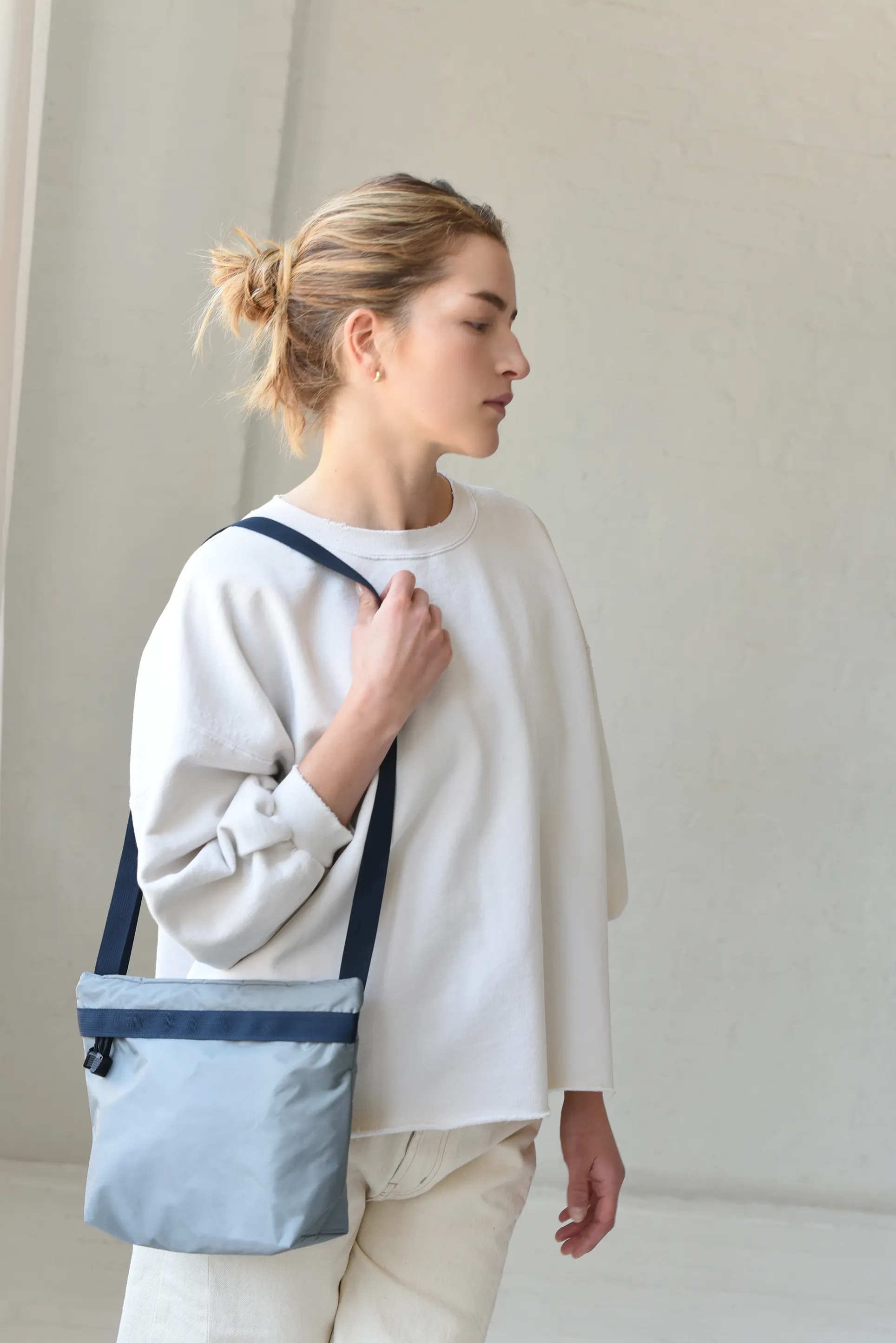 GREY/NAVY (RN-CR-07)