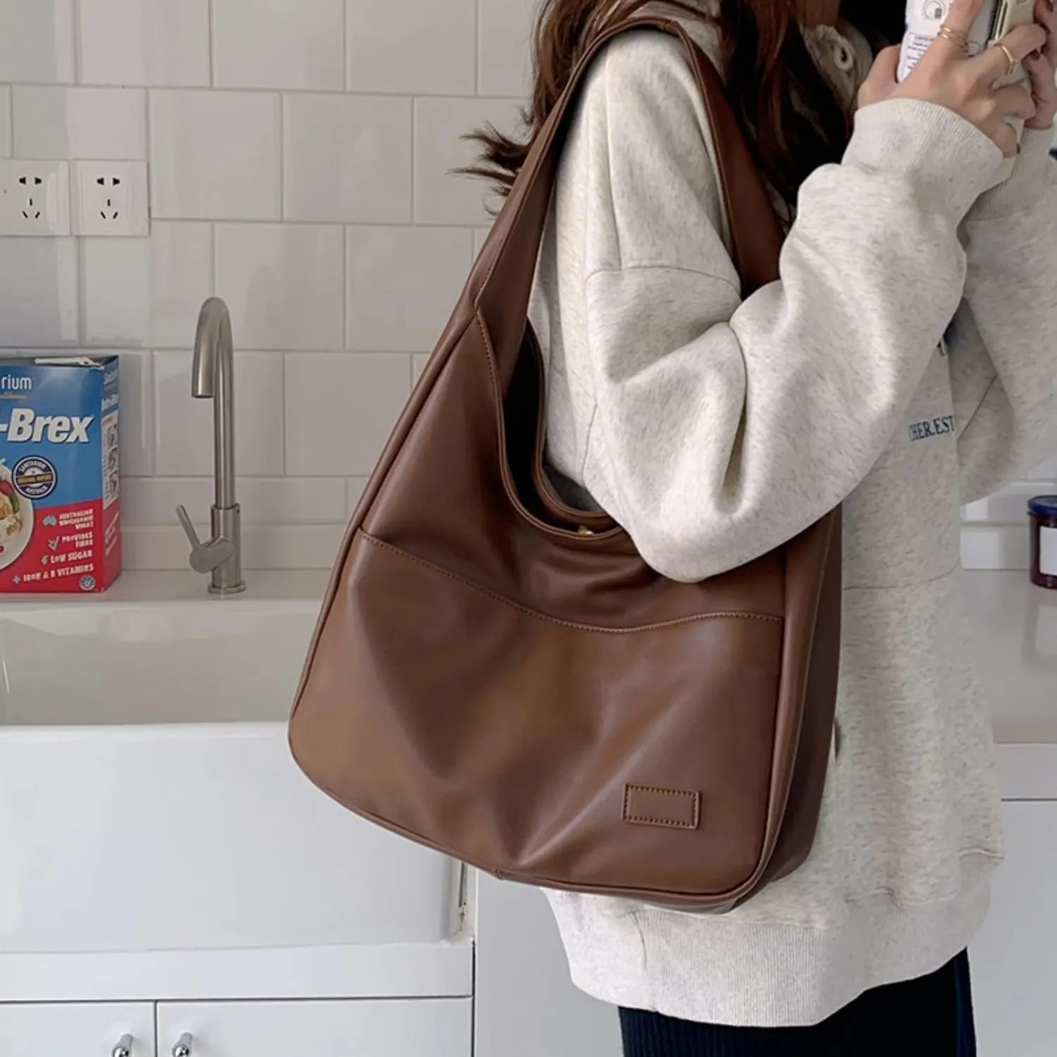 Hobo Bags for Women Trendy 2023 Soft Leather Shoulder Bag Large Capacity Ladies Tote Top Handle Purse and Handbags,Brown