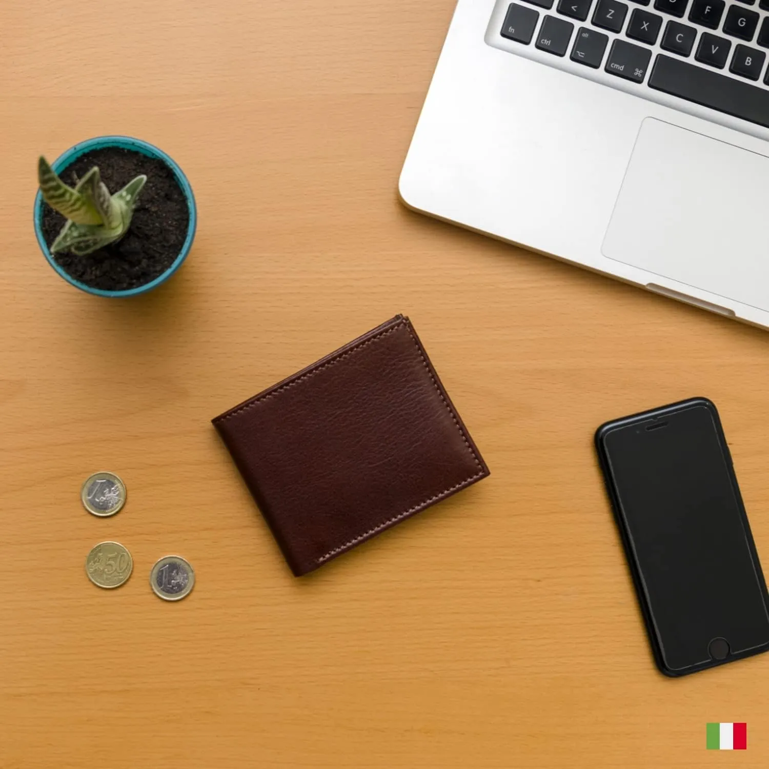 Maruse Bifold Wallet - Slim Leather Wallet – Genuine Italian Calf Leather Wallet – Elegant and Classy – Versatile and Minimalist Wallet for Men – Convenient Interior Pockets – Exquisite Present, Brown