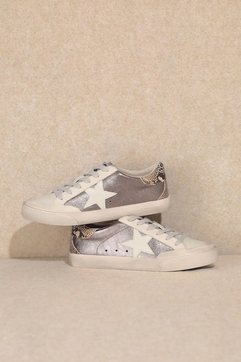 Mi.iM Sadie Rubber Sole Lace-up Leather Star Sneakers