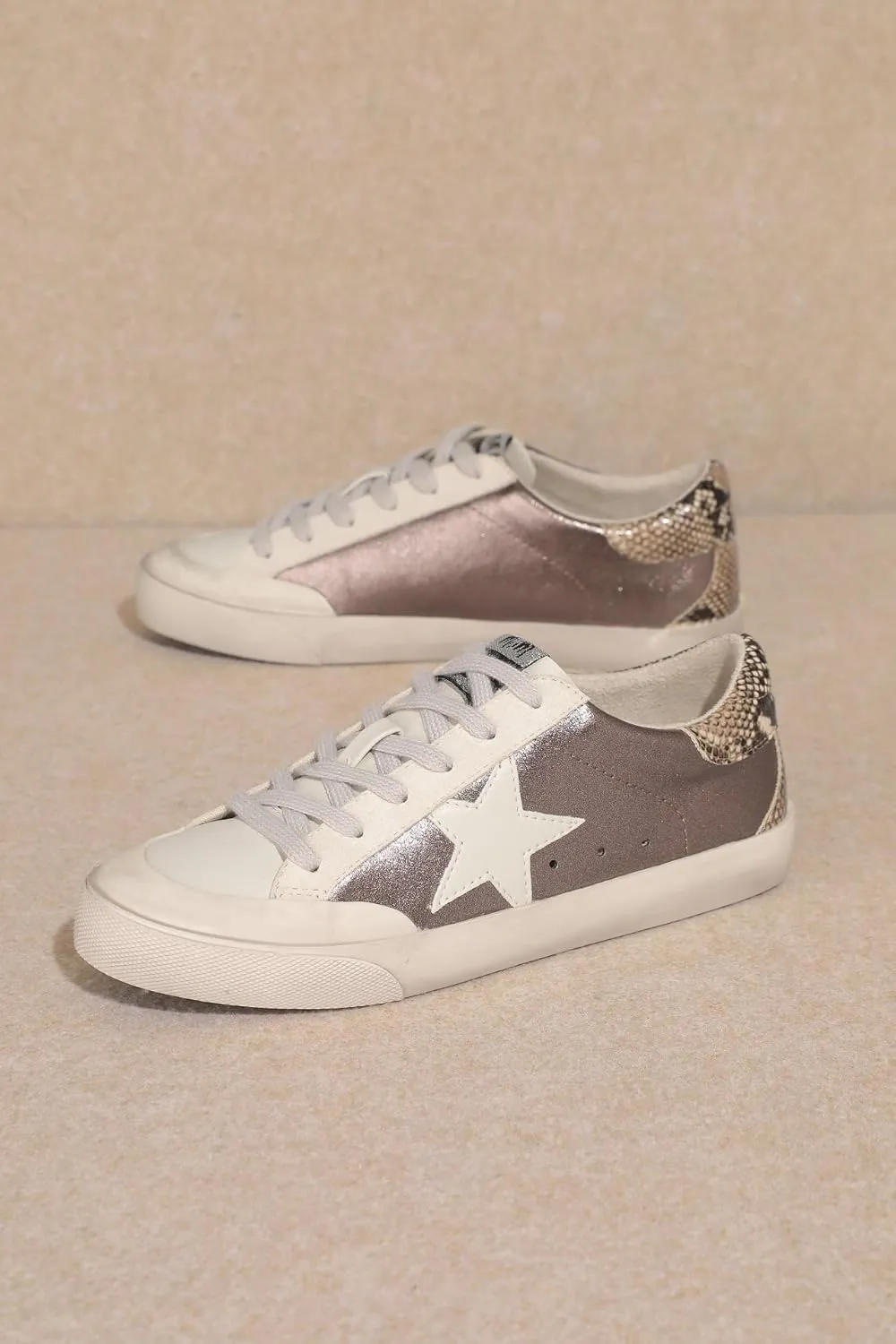 Mi.iM Sadie Rubber Sole Lace-up Leather Star Sneakers