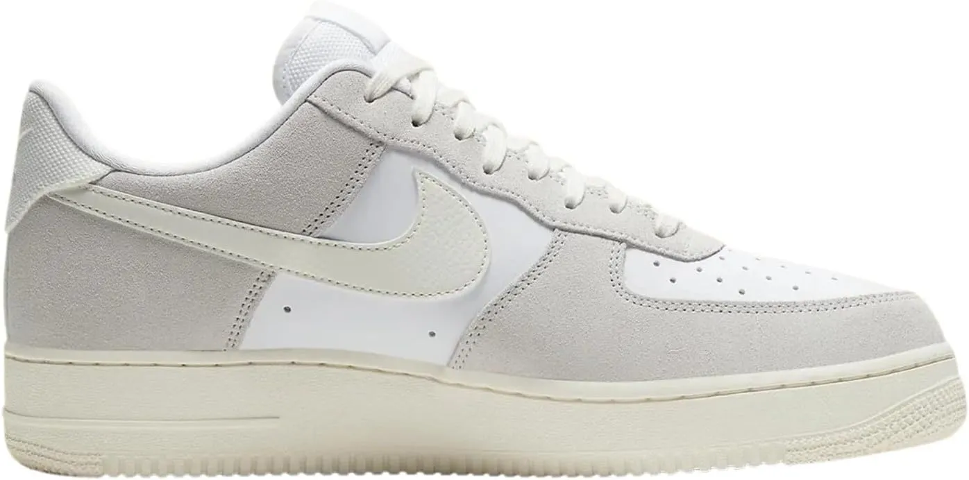 Nike Men's Modern