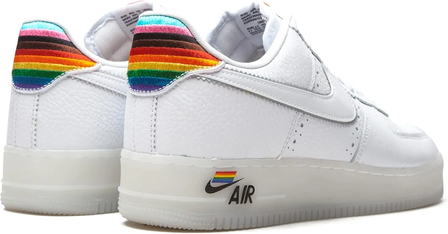 Nike Men's Modern