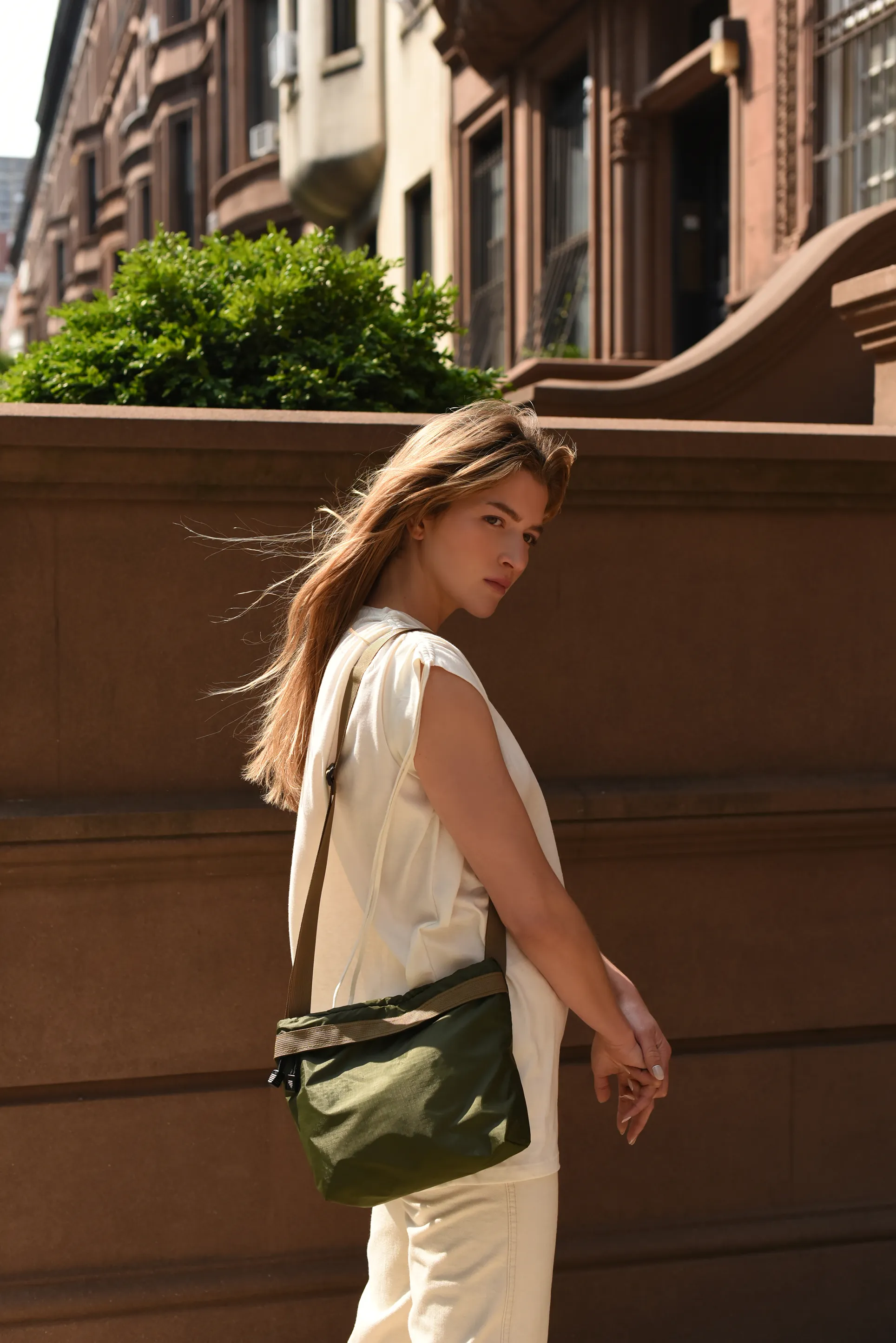 OLIVE/COYOTE (RN-CR-02)