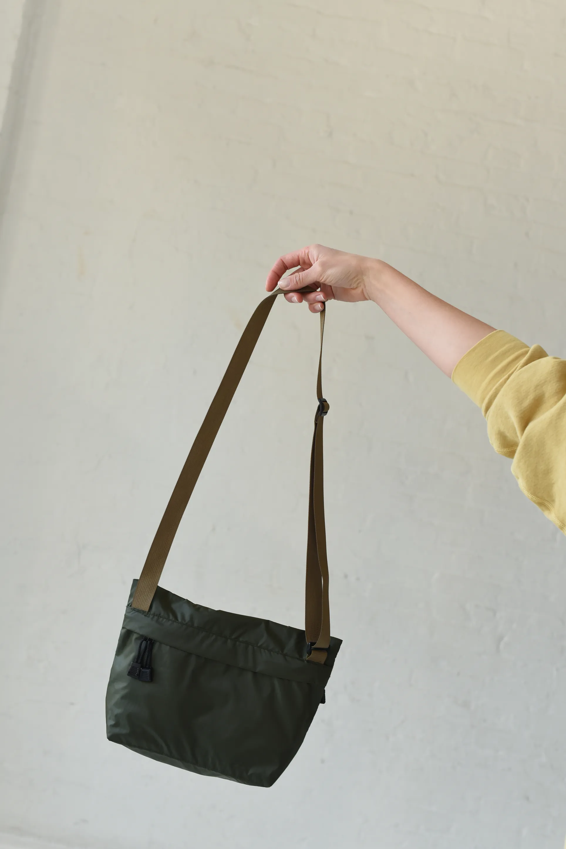 OLIVE/COYOTE (RN-CR-02)