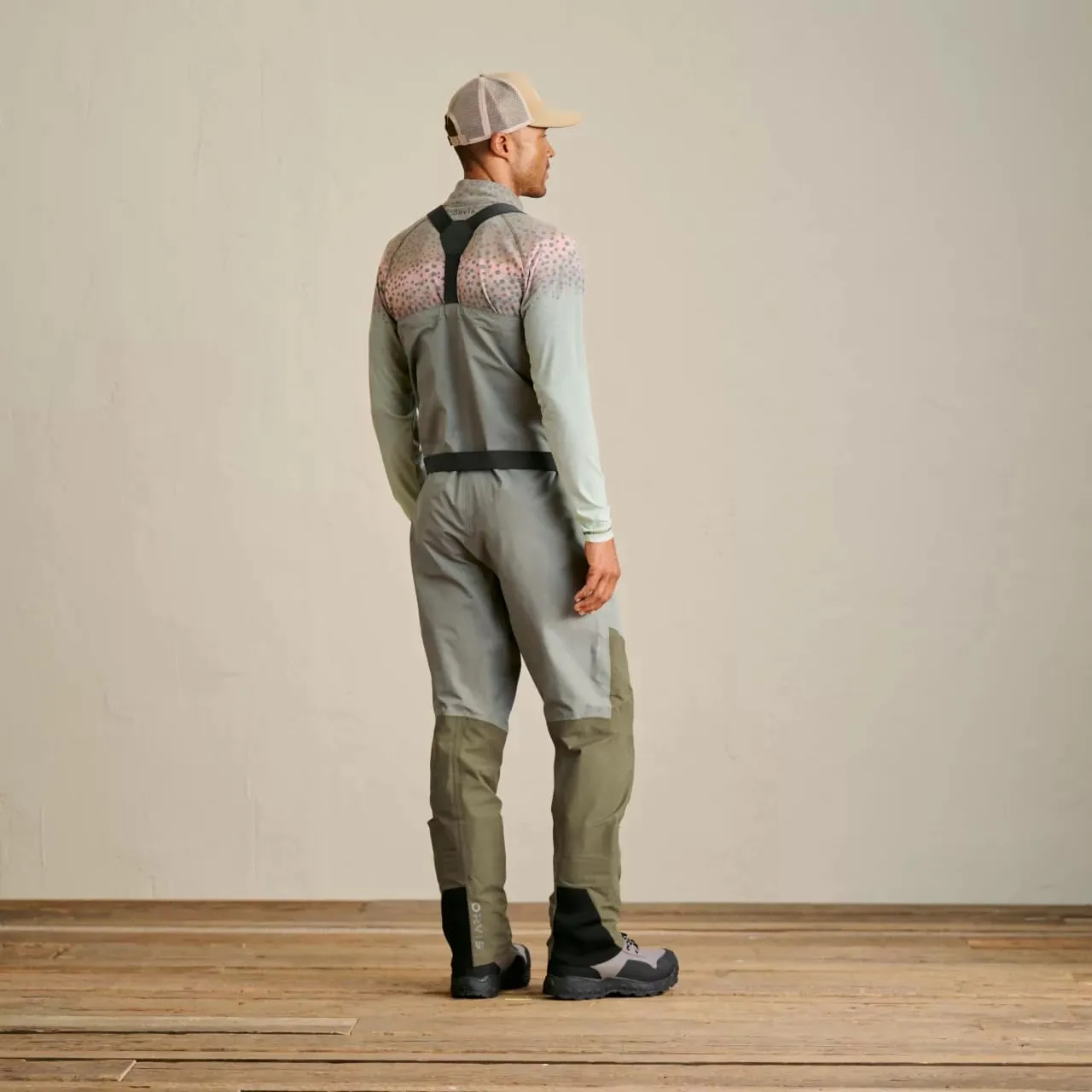 Orvis Clearwater Chest Waders for Men - Waterproof Fly Fishing Waders with Neoprene Booties, External Storage Pocket