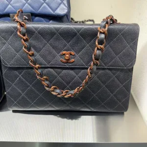 Preloved Chanel Classic Flap Bag Black Shoulder Bag
