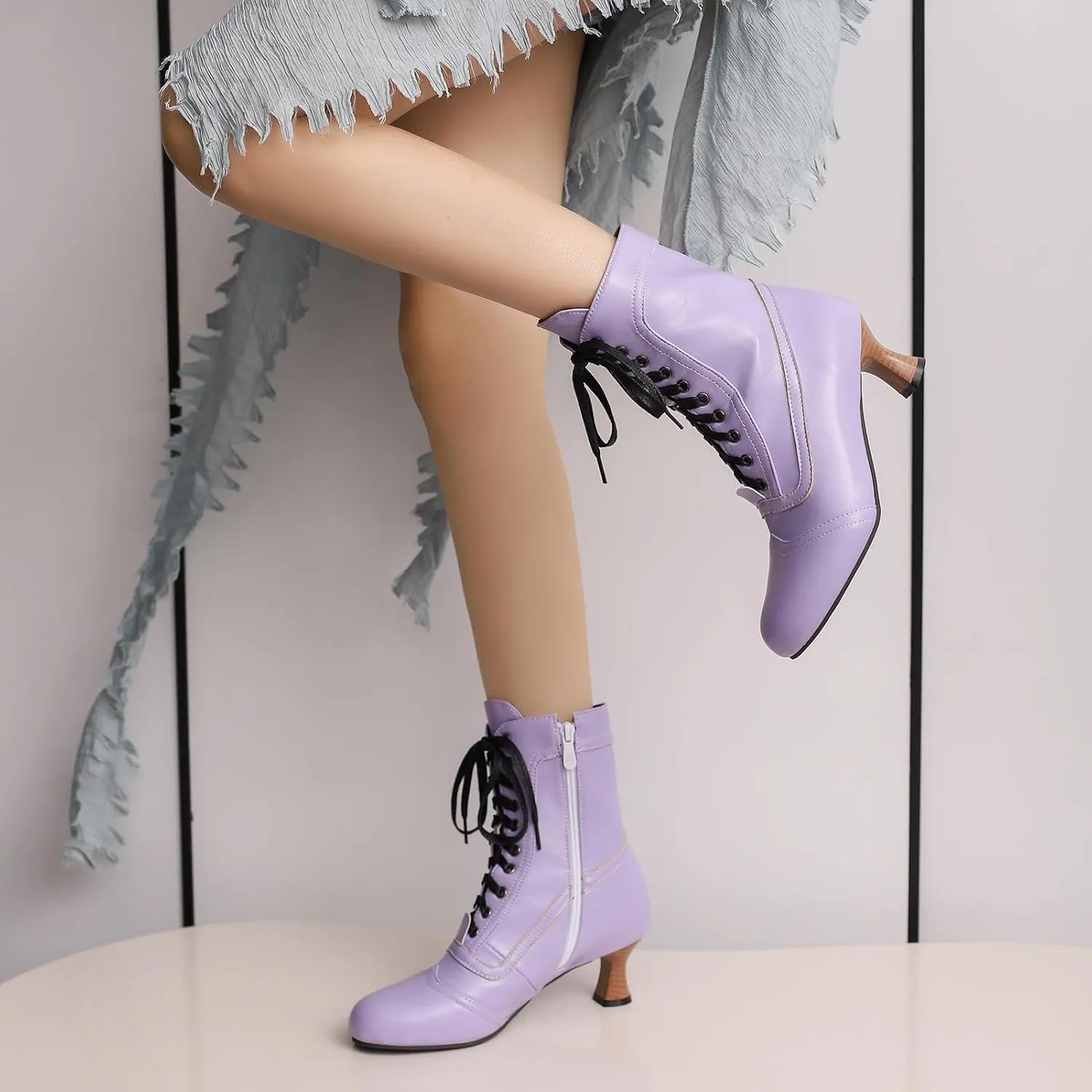 Roimaash Vintage Women's Ankle-High Booties Victorian Boots