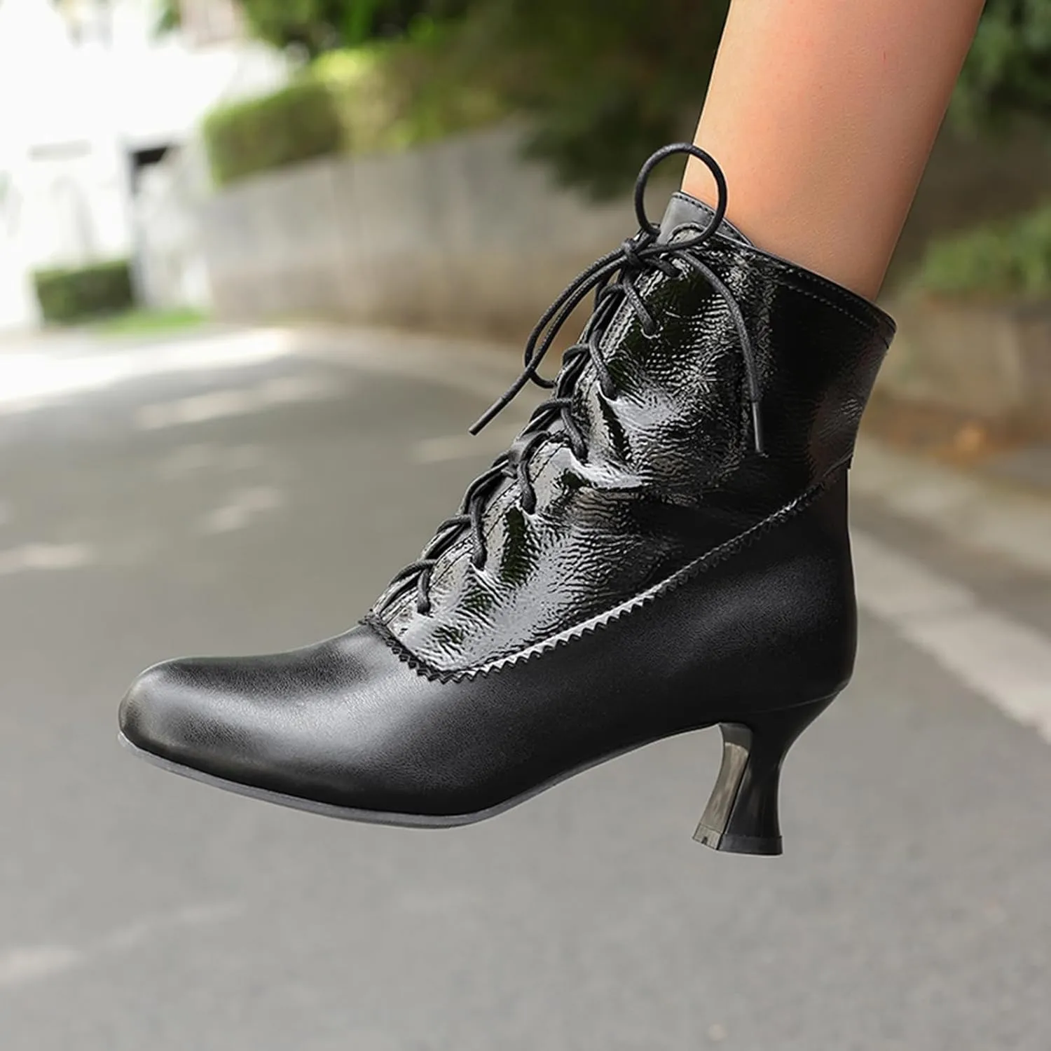 Roimaash Vintage Women's Ankle-High Booties Victorian Boots
