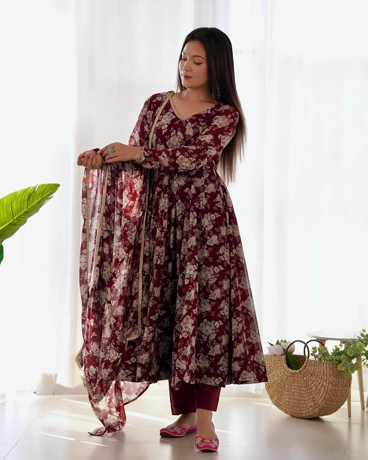 Shiv Collection Indian Style Pure Soft Georgette Anarkali Gown Sleeveless Set with Dupatta