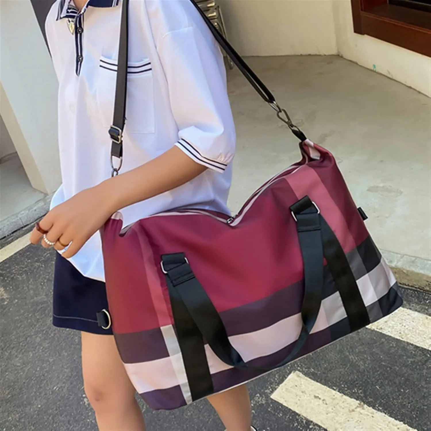 Sports Duffel Bags Gym Travel Training Sports Fitness Shoulder Crossbody Bag for Women Waterproof Large Weekend Nylon Female Hall Handbags(Rojo)