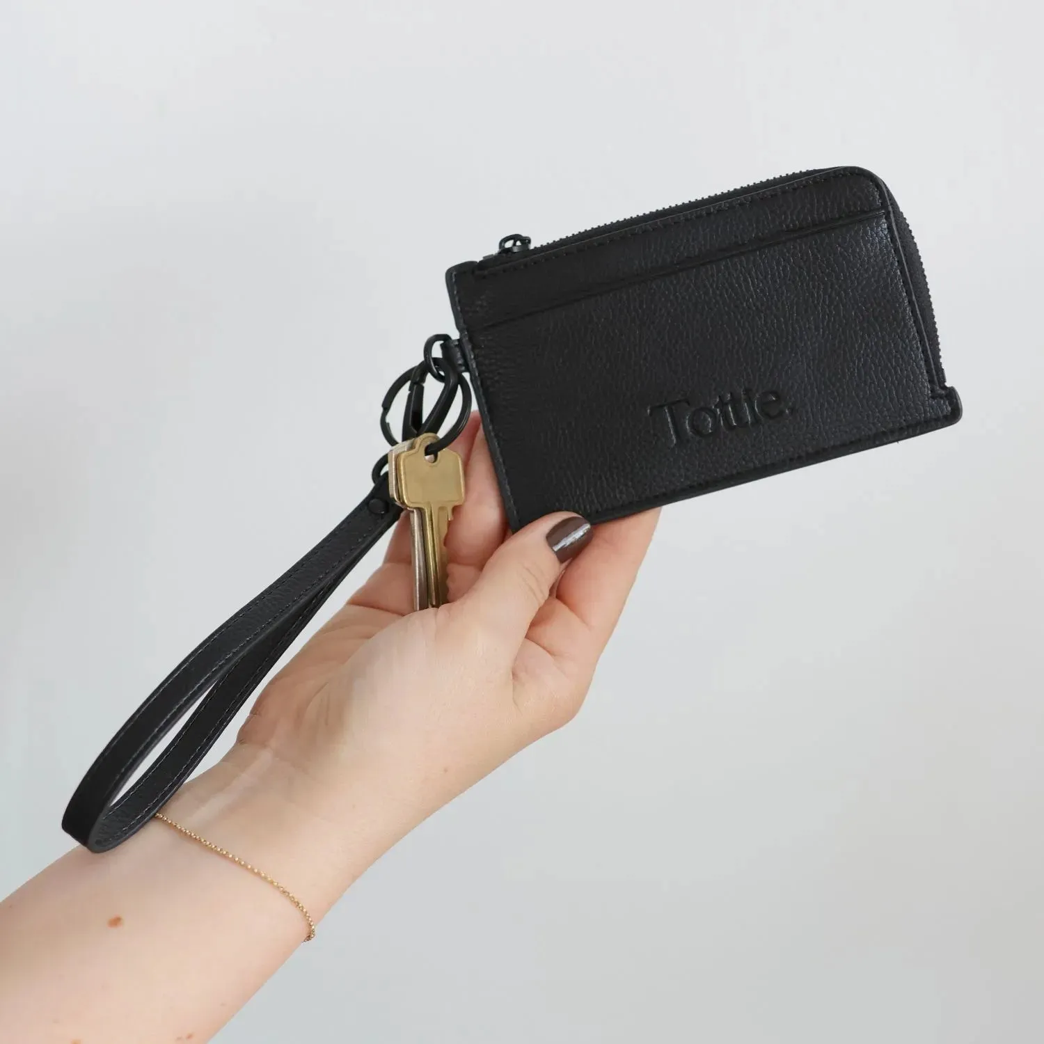 The Card Holder Wristlet Wallet (Black)