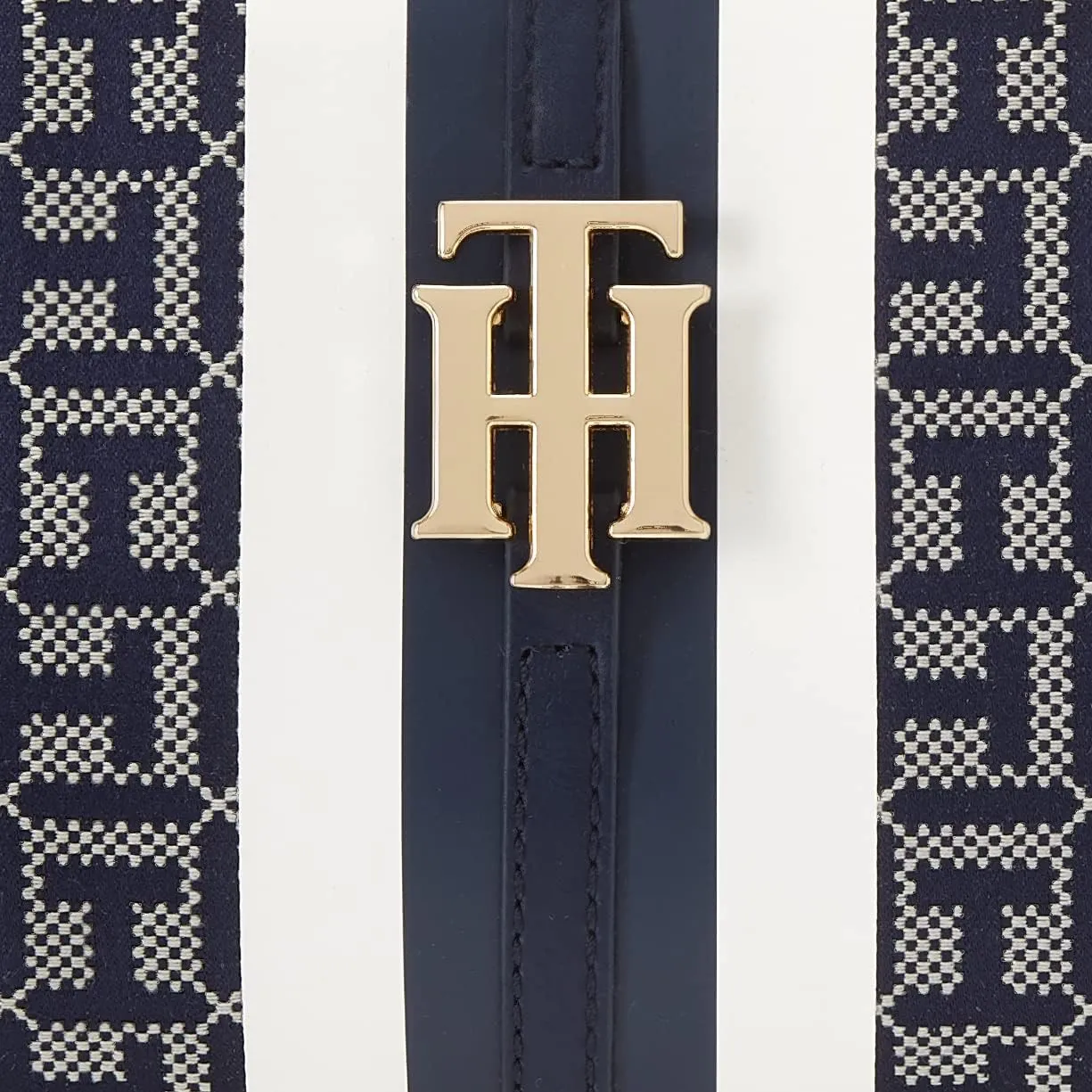 Tommy Hilfiger Women's Jaden Wristlet