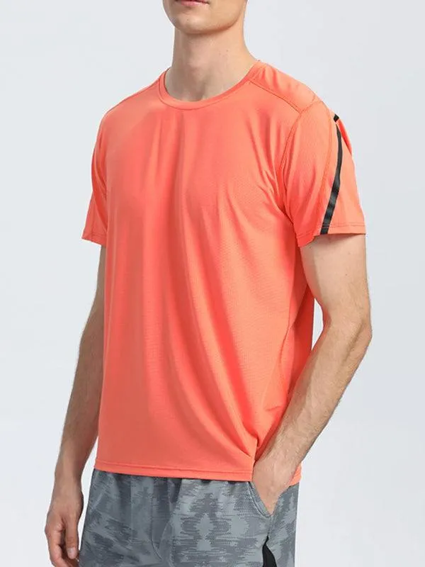 Ultimate Comfort Men's Quick-Dry Sports Tee - Breathable, Loose Fit for Active Days