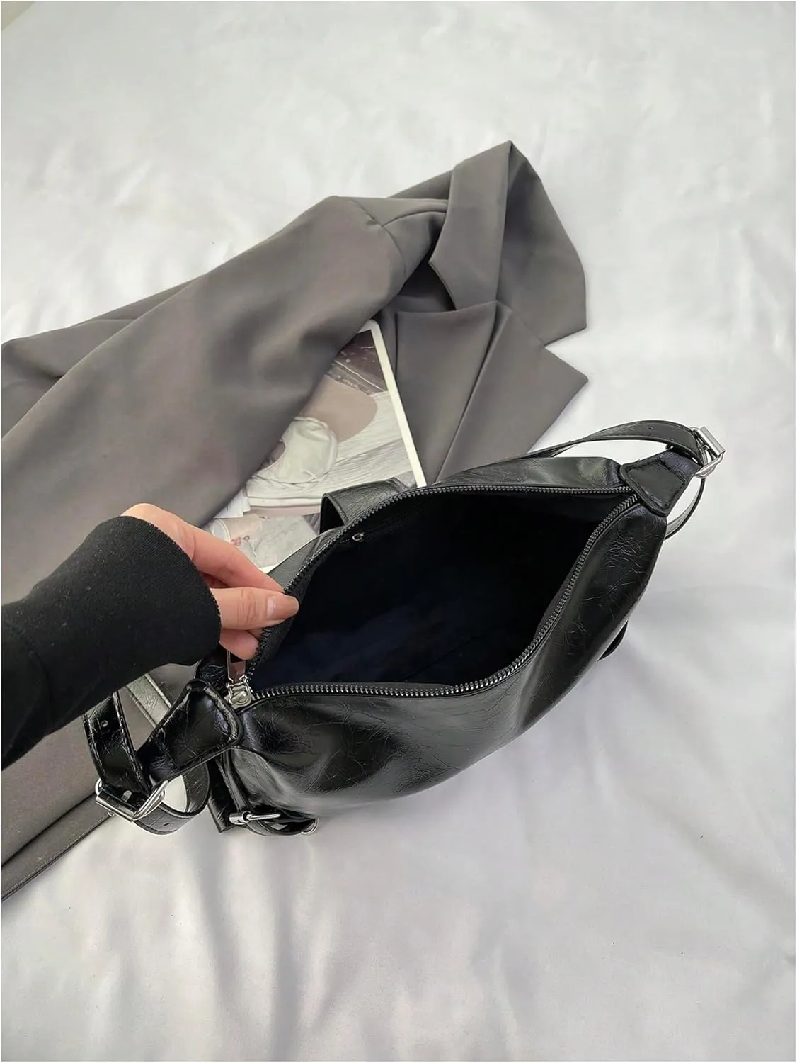 Verdusa Women's Buckle PU Leather Shoulder Handbags Vintage Top Handle Underarm Bags