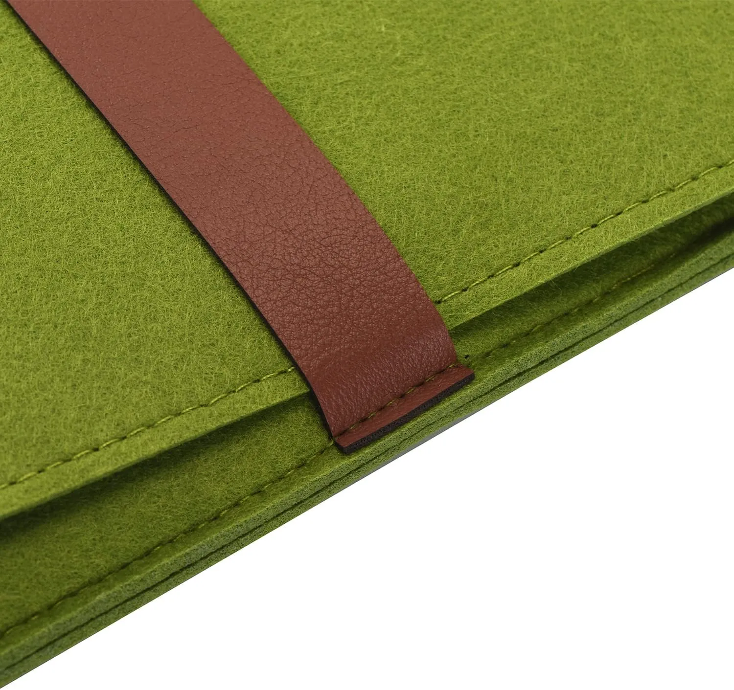 Vertical 15 Inch MacBook Pro Sleeve Protective Laptop Case for 16 Inch MacBook Pro 2019, 15 Inch MacBook Pro 2015-2019, Dell XPS 15 with Small Felt Accessory Bag(Army Green)