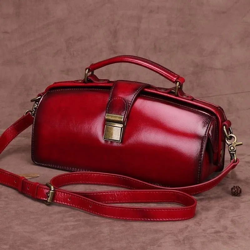 Vintage Chic Leather Doctor Bag – Timeless Elegance and Functionality