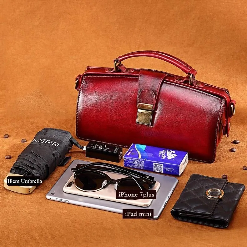 Vintage Chic Leather Doctor Bag – Timeless Elegance and Functionality
