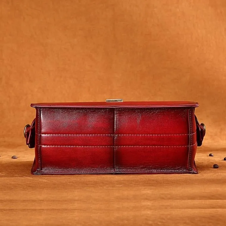 Vintage Chic Leather Doctor Bag – Timeless Elegance and Functionality