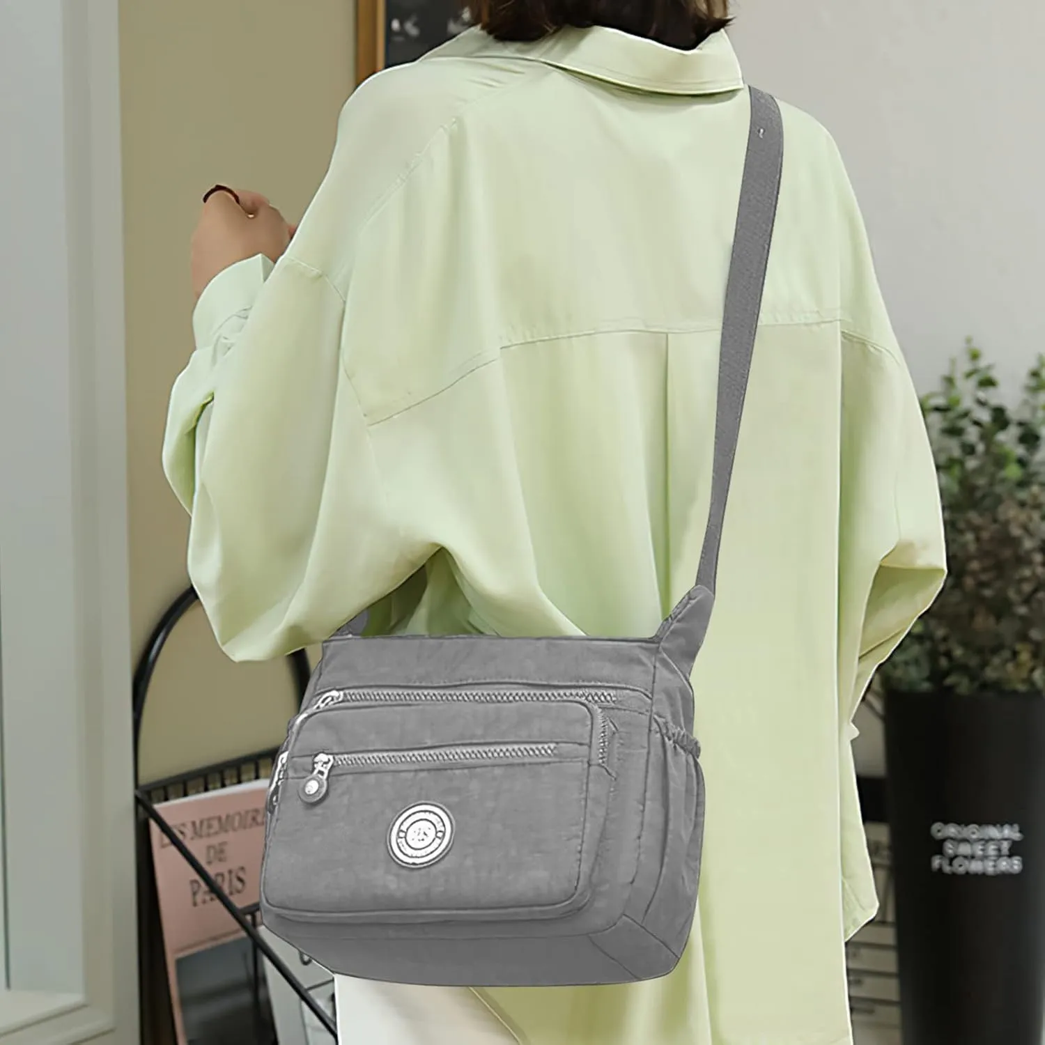 Women's Shoulder Bags Multi-Pocket Casual Crossbody Bag Handbags Waterproof Nylon Messenger Travel Bags Ladies Tote