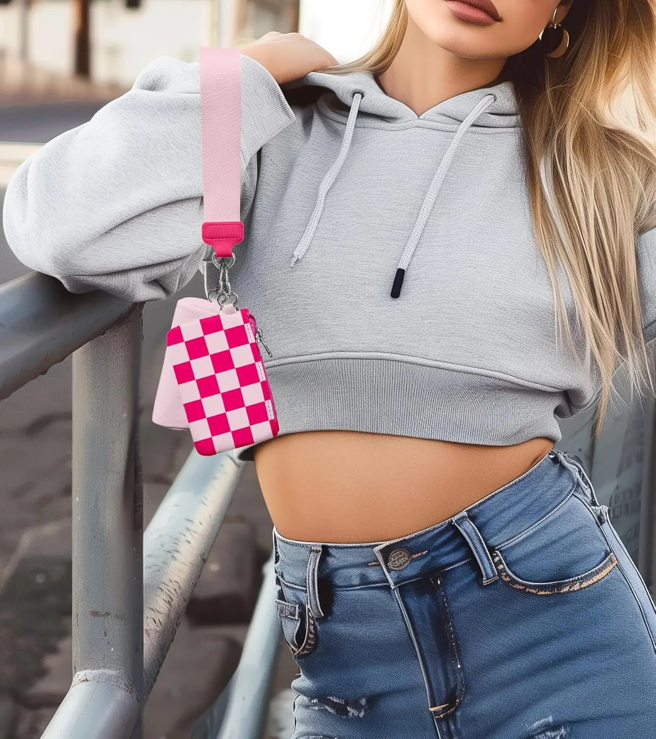 Wristlet Wallets for Women Ladies Teen Girls Female Credit Card Holder Wallets Cute Aesthetic Unique Modern Cardholder Purse Keychain Zipper