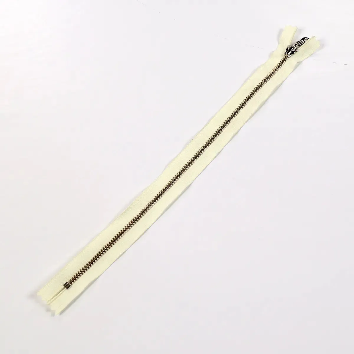 YKK 4.5 Nickel Bag Zipper with Donut Pull 12 Inch